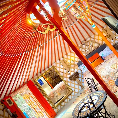 Yurta Arco Iris Роскошный шатер Рибарроха-дель-Турия